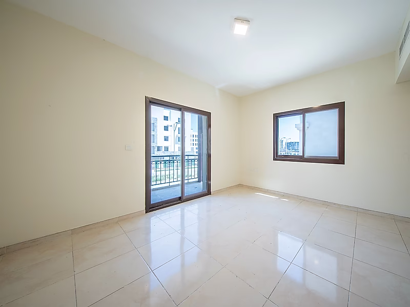 GREAT DEAL | TITLED 1-BHK WITH BALCONY IN FOX HILLS - Photo 10