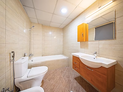 GREAT DEAL | TITLED 1-BHK WITH BALCONY IN FOX HILLS
