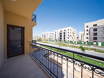 GREAT DEAL | TITLED 1-BHK WITH BALCONY IN FOX HILLS