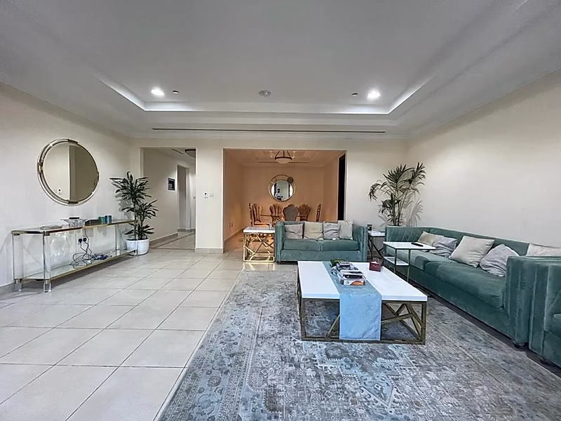 HOT DEAL 3BEDROOMS + MAID MARINA VIEW PORTO ARABIA - Photo 1