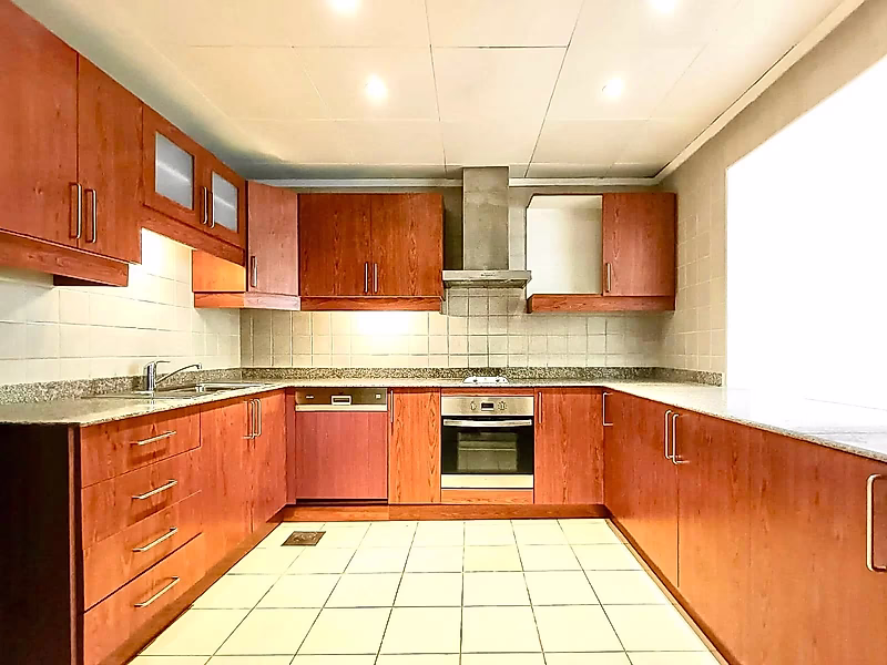 INVEST IN PRIME 2BR AT PORTO ARABIA TODAY - Photo 4