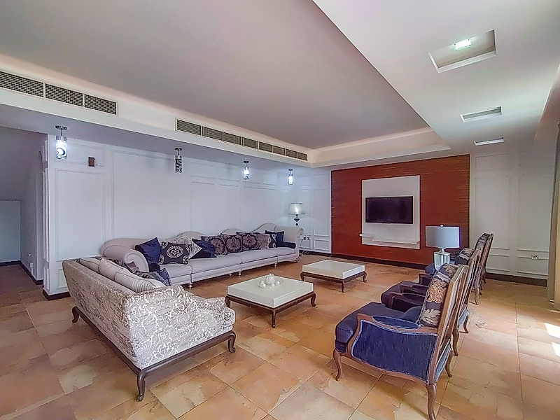 Luxury Villa | Fully Designer Funrnished | Beach View - Photo 3