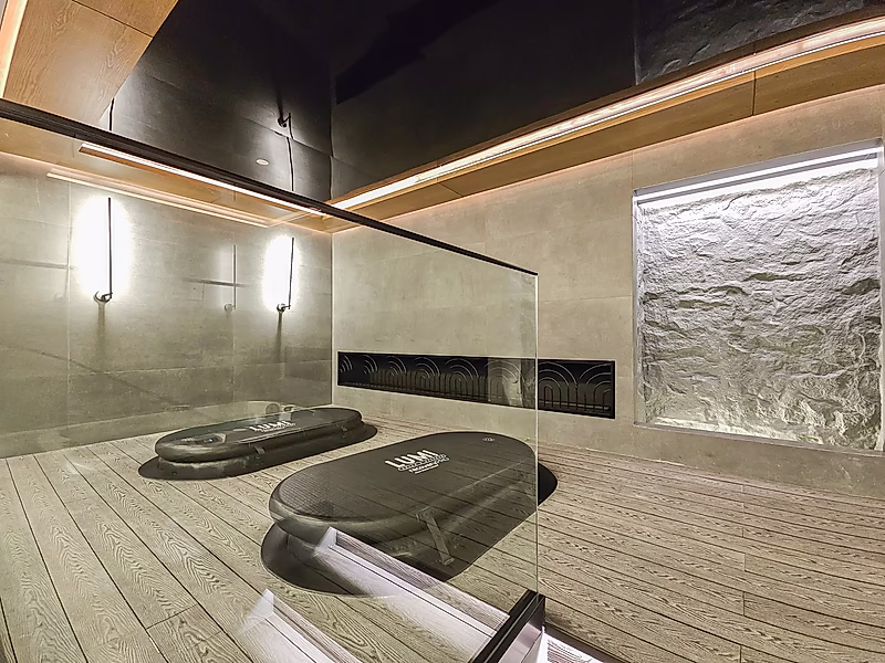 Sophisticated 1BR with Modern Elegance - Photo 7