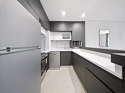 MODERN 1BR FOR SALE IN LUSAIL MARINA