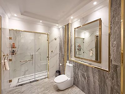 Stunning Renovated Penthouse | Panoramic Marina Views | Prime Location