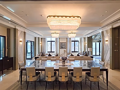 Stunning Renovated Penthouse | Panoramic Marina Views | Prime Location