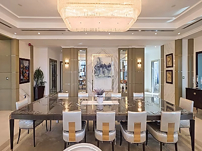 Stunning Renovated Penthouse | Panoramic Marina Views | Prime Location