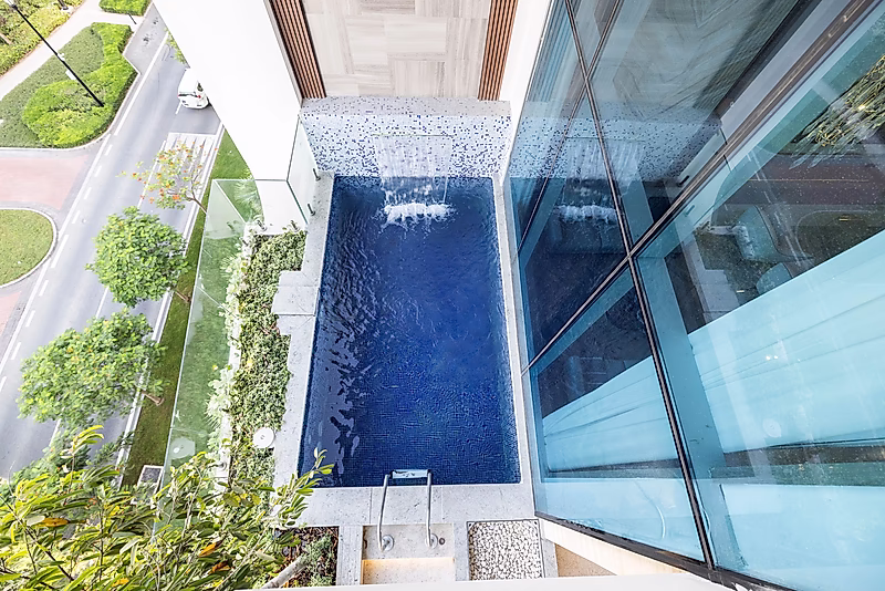 Stylish Duplex with Panoramic Views - Photo 8