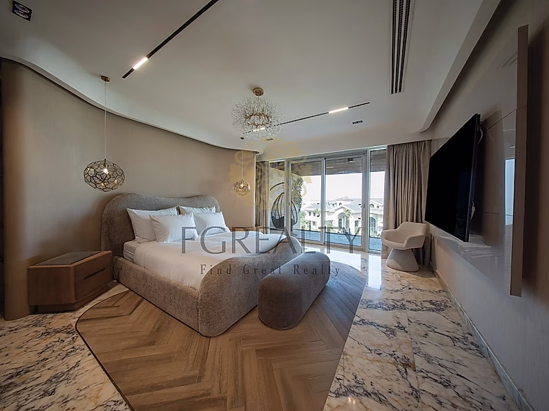 Stylish Duplex with Panoramic Views - Photo 15