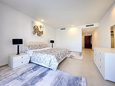 GREAT INVESTMENT! 1 BEDROOM SEA VIEW | HIGH FLOOR | THE PEARL