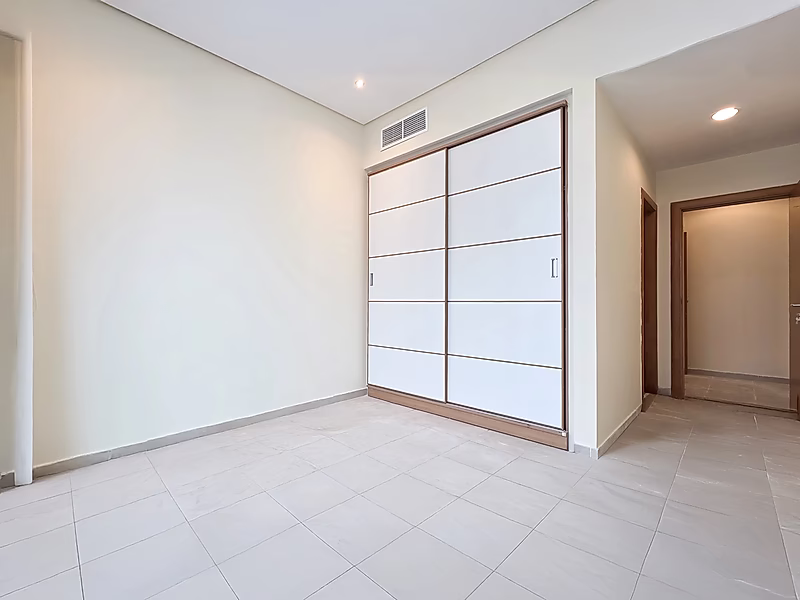 رفاهية وإطلالات ساحرة – شقة 2 ماستر + خادمة في برج Zigzag | 166 م² - Photo 6