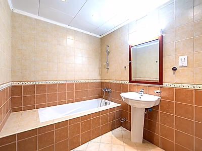 INVESTMENT OPPORTUNITY | TITLED 1 BEDROOM | PORTO ARABIA