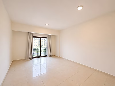 An exclusive Investment: Luxurious One Bedroom Apartment with Balcony in Damac Piazza, Lusail Fox Hills, Qatar