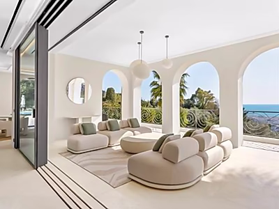 Ultra-Private Luxury Villa with Panoramic Sea Views – Cannes