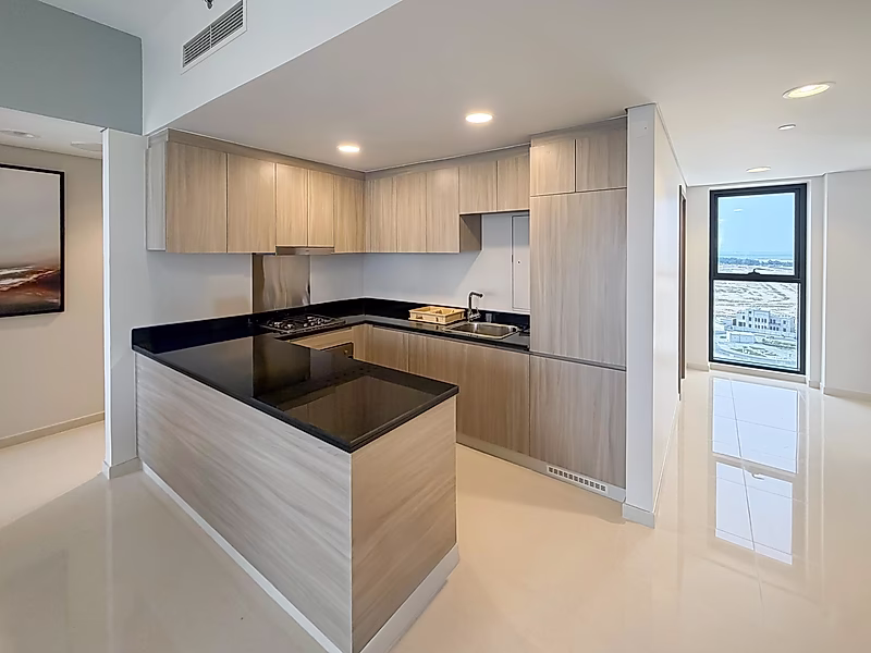 Luxury 2-Bedroom Sea View Apartment | Full Sea & City Views | Beach Access | Premium Lifestyle - Photo 6