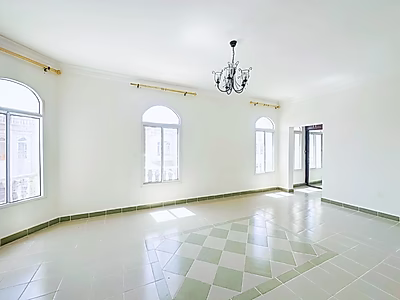 Massive 5Br SF villa | Family Home with Private Garden