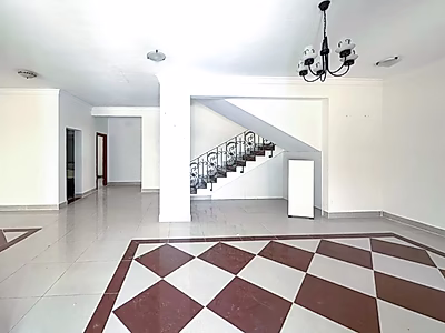 Massive 5Br SF villa | Family Home with Private Garden