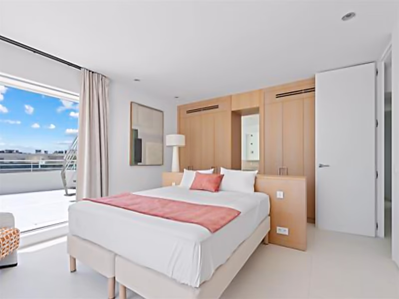 Cannes | Palm Beach | 3 Bedroom Duplex with Panoramic Sea View - Photo 10