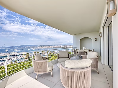 Cannes | Palm Beach | 3 Bedroom Duplex with Panoramic Sea View