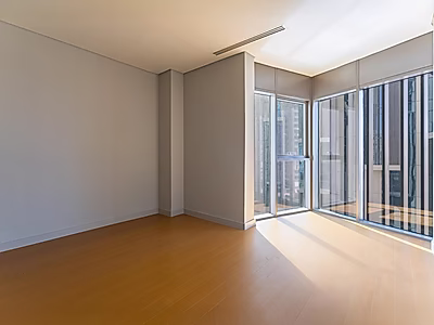 PANORAMIC SEA VIEW | BRAND NEW HIGH-FLOOR 3BR+MAID'S | SEEF LUSAIL DISTRICT