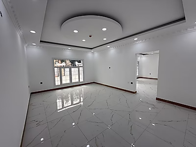 Premium 1200 Sqm Commercial Villa for rent