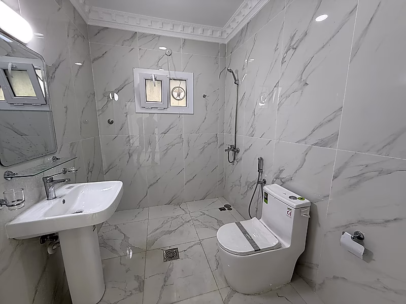 Premium 1200 Sqm Commercial Villa for rent - Photo 7