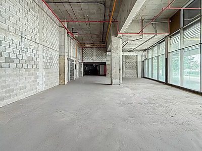 285SQM HIGH CEILING LUXURY RETAIL SPACE | LUSAIL