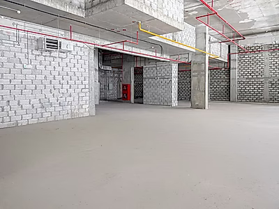 Premier Retail Space with Exquisite Design