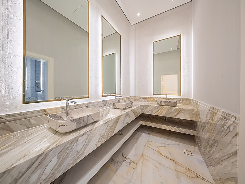 Luxury Villa for Sale in Al Kheesa – Exceptional Design & Premium Features - Photo 21