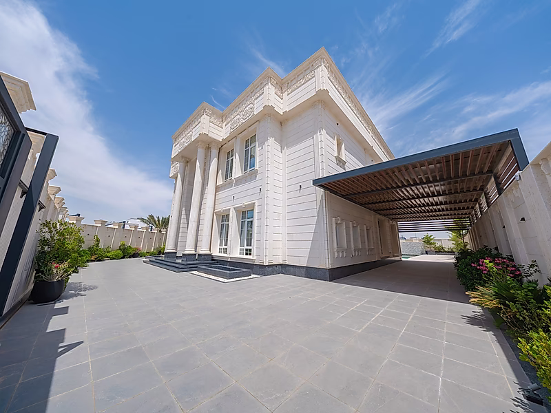Luxury Villa for Sale in Al Kheesa – Exceptional Design & Premium Features - Photo 35