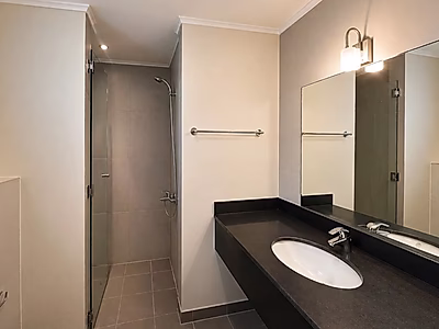 Mesmerizing 1BR FF duplex with Contemporary Elegance