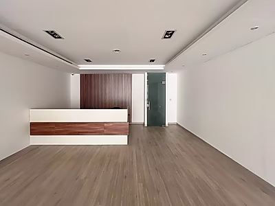 Premium 495 SQM Half-Floor Office | Fully Fitted |