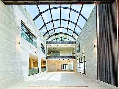 Exquisite Living: 6+ Bedrooms Awaits You