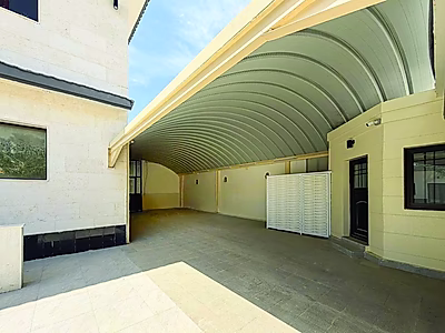 Exquisite Living: 6+ Bedrooms Awaits You