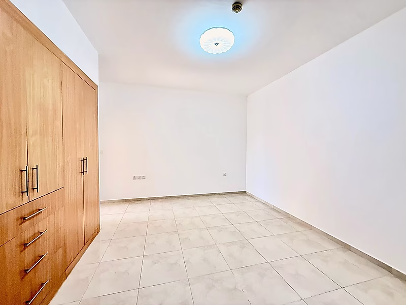 Hot Deal | 3 Bedrooms with Title Deed - Photo 7