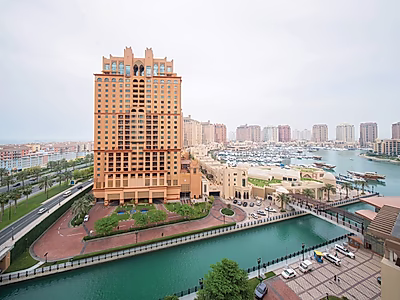 Upgraded 2BR with Balcony & Panoramic Views
