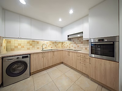 Upgraded 2BR with Balcony & Panoramic Views