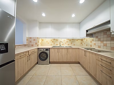 Upgraded 2BR with Balcony & Panoramic Views