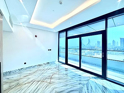 Elegant 2BR Marina Retreat with Scenic Views