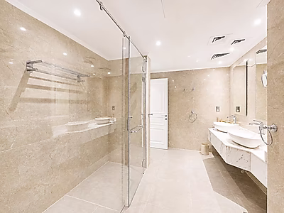 Stunning 3BR with Luxurious Finishes
