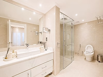 Stunning 3BR with Luxurious Finishes