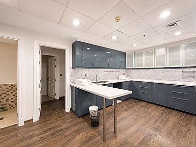 Stunning 3BR with Luxurious Finishes