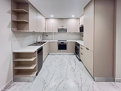 Sophisticated 2BR with Spectacular Views