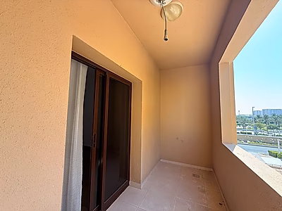 READY INVESTMENT | STUDIO | FOX HILLS