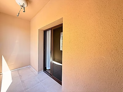 READY INVESTMENT | STUDIO | FOX HILLS
