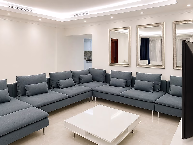 Premium Family Home | 3+Maid with Unique Layout & Panoramic Views in The Pearl - Photo 7