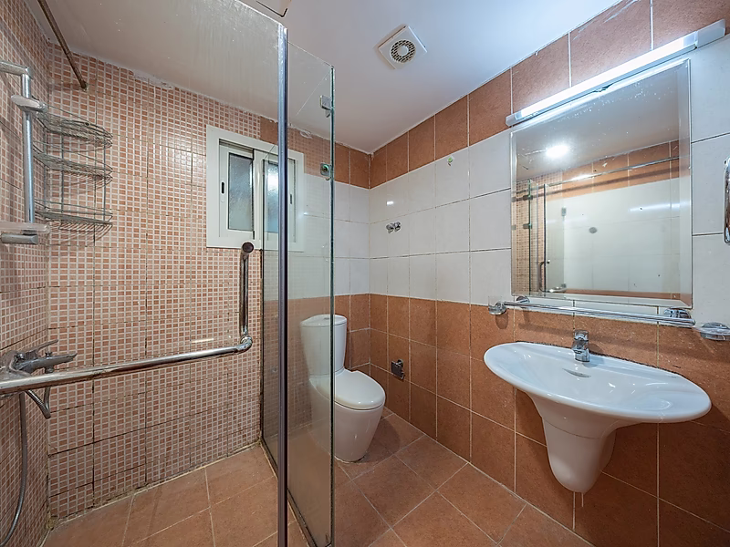 SPACIOUS 5BR APARTMENT FOR RENT | OLD AIRPORT - Photo 9