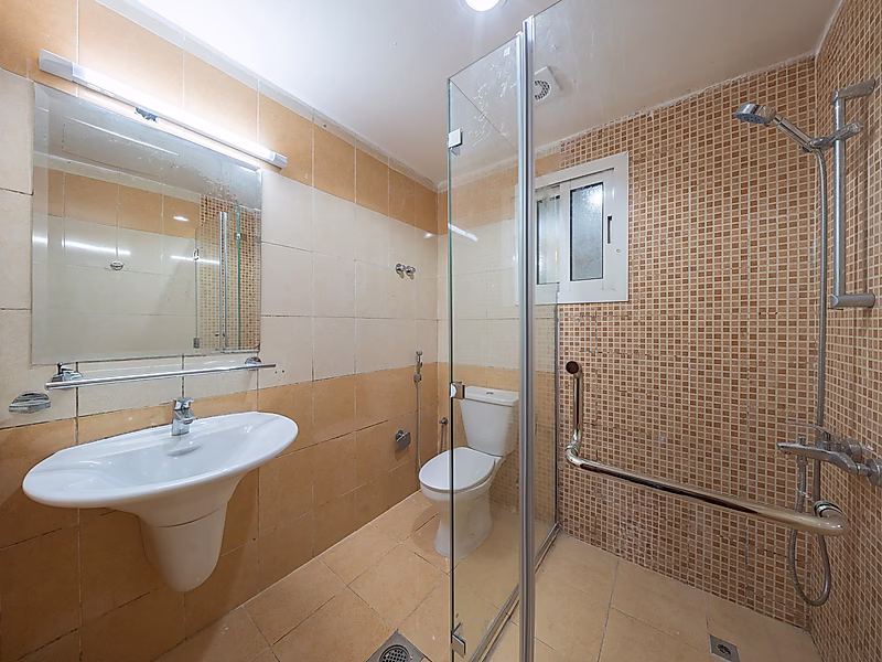 SPACIOUS 5BR APARTMENT FOR RENT | OLD AIRPORT - Photo 11