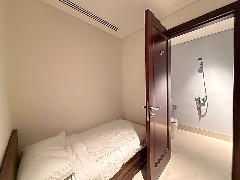 HOT DEAL IN ST. REGIS MARSA ARABIA | LUXURIOUS 2BR+MAID | HIGH FLOOR - Photo 5