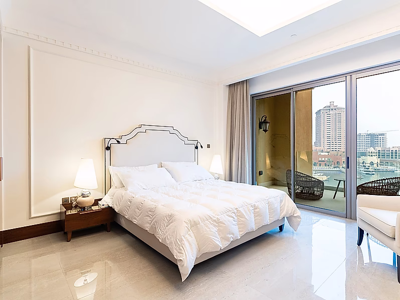 HOT DEAL IN ST. REGIS MARSA ARABIA | LUXURIOUS 2BR+MAID | HIGH FLOOR - Photo 1
